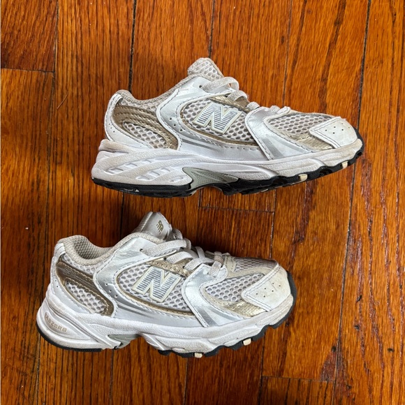 New Balance Toddler Sneakers - Picture 2 of 5